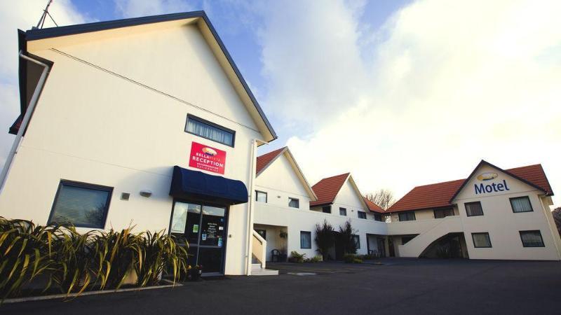 Bella Vista Motel 4*
